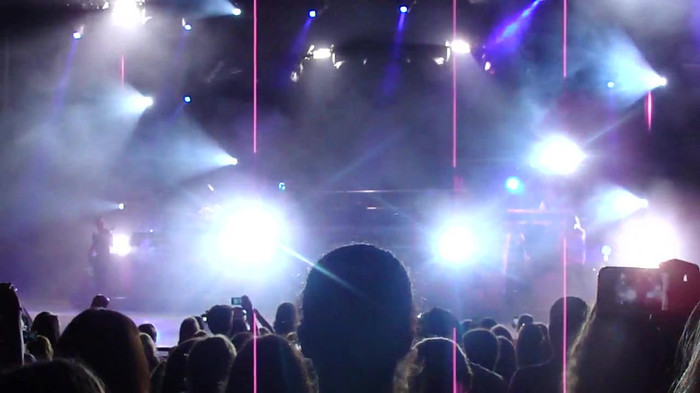 Entrance and All Night Long- Demi Lovato 02708