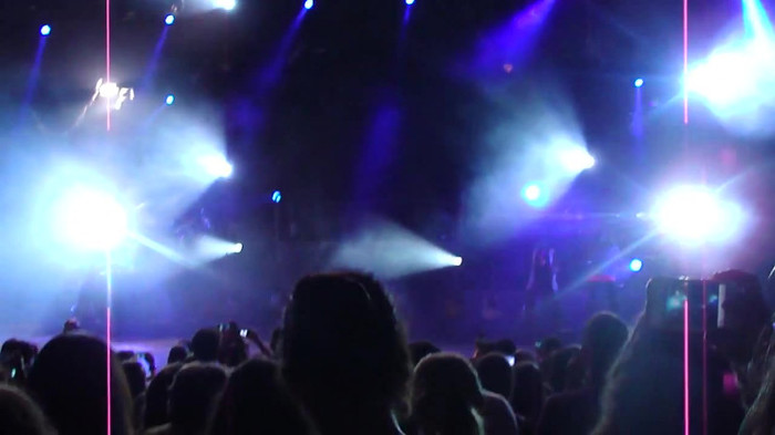 Entrance and All Night Long- Demi Lovato 02314 Entrance and All Night Long- Demi Lovato 02314