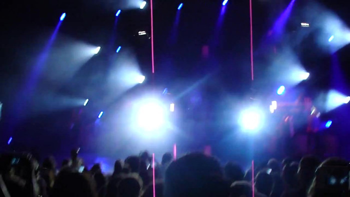 Entrance and All Night Long- Demi Lovato 02746