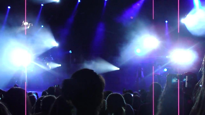 Entrance and All Night Long- Demi Lovato 02331 Entrance and All Night Long- Demi Lovato 02331