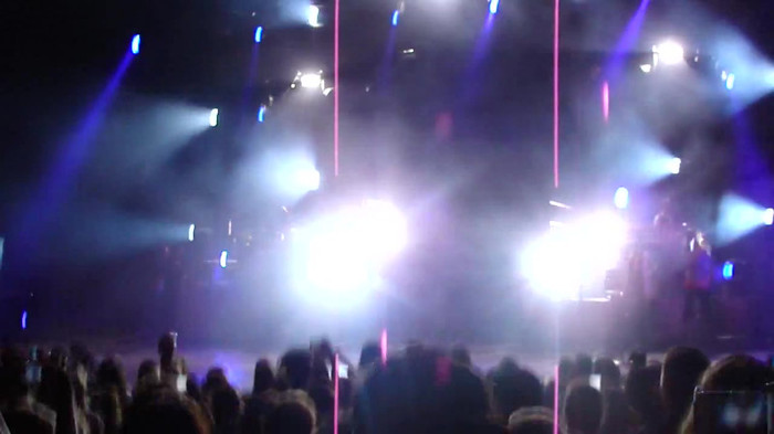 Entrance and All Night Long- Demi Lovato 02757