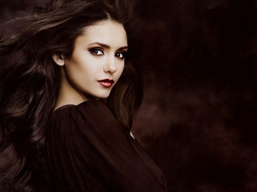 x. Te gandesti la ea - Vampire-Lumea Reala