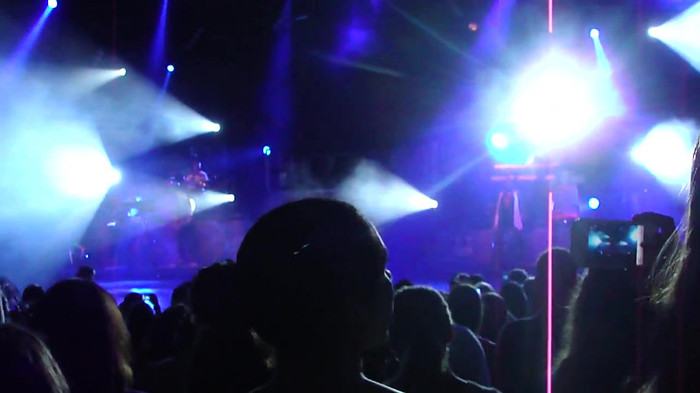 Entrance and All Night Long- Demi Lovato 02392 Entrance and All Night Long- Demi Lovato 02392