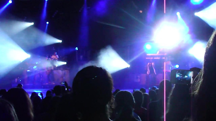 Entrance and All Night Long- Demi Lovato 02427 Entrance and All Night Long- Demi Lovato 02427