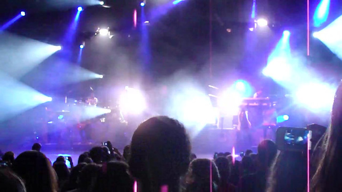 Entrance and All Night Long- Demi Lovato 02476