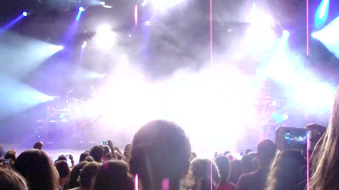 Entrance and All Night Long- Demi Lovato 02482