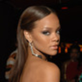 rihanna-209501l-thumbnail_gallery - rihanna
