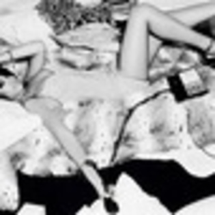 rihanna-536749l-thumbnail_gallery - rihanna