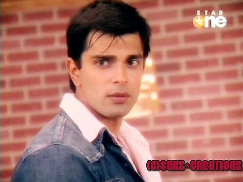 shilpa ce s-a intamplat??(vrand so i-a de mana)