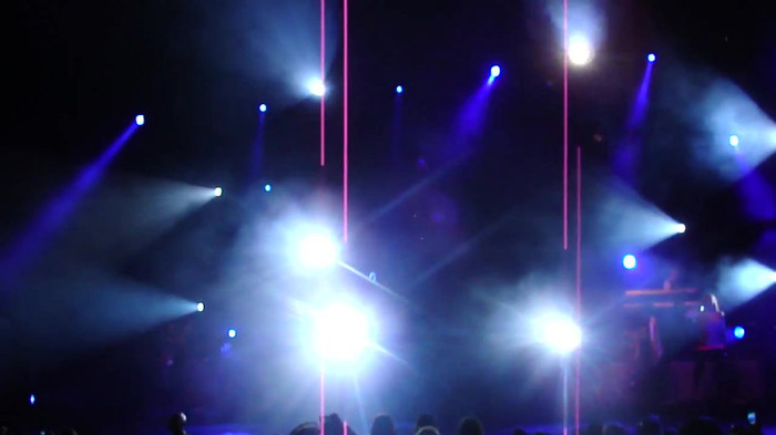 Entrance and All Night Long- Demi Lovato 02791
