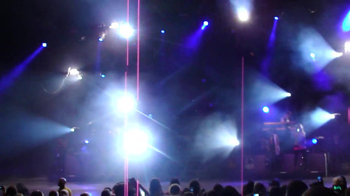 Entrance and All Night Long- Demi Lovato 02803
