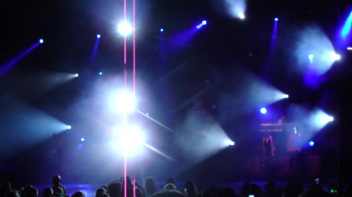 Entrance and All Night Long- Demi Lovato 02834