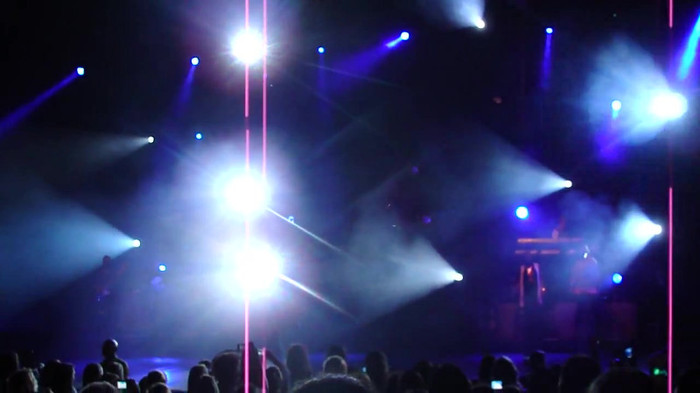Entrance and All Night Long- Demi Lovato 02846