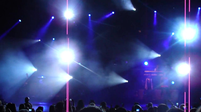 Entrance and All Night Long- Demi Lovato 02893