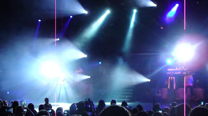 Entrance and All Night Long- Demi Lovato 03038