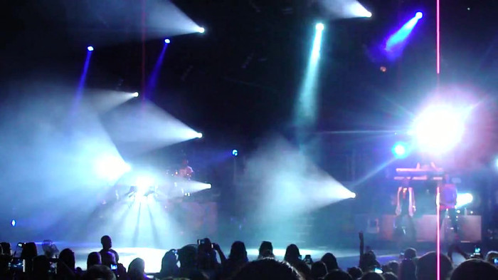 Entrance and All Night Long- Demi Lovato 03069 - Demilush - Entrance and All Night Long Demi Lovato Part oo7