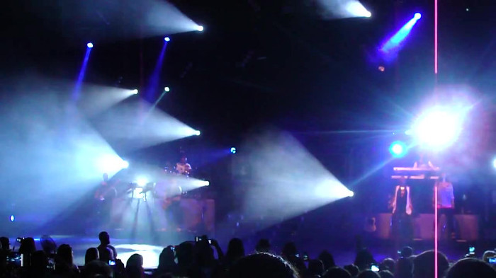 Entrance and All Night Long- Demi Lovato 03086