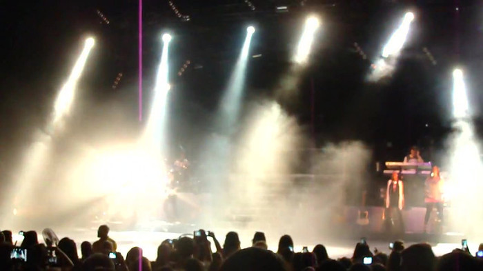 Entrance and All Night Long- Demi Lovato 03139