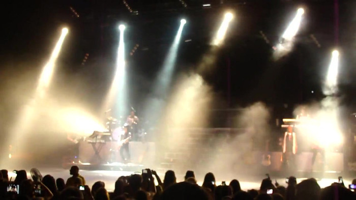 Entrance and All Night Long- Demi Lovato 03154