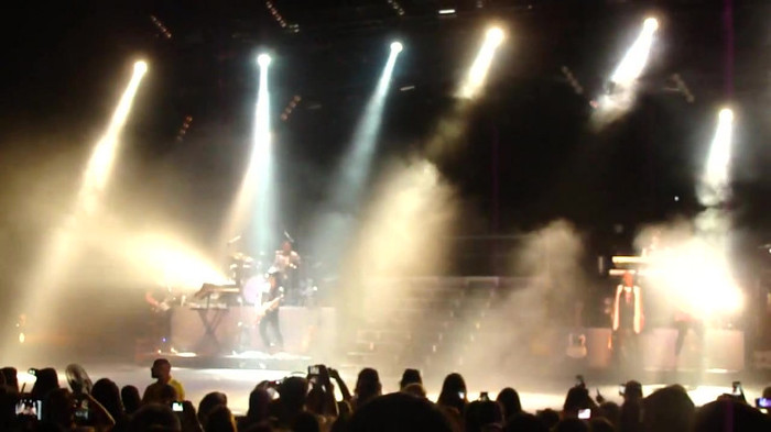 Entrance and All Night Long- Demi Lovato 03156