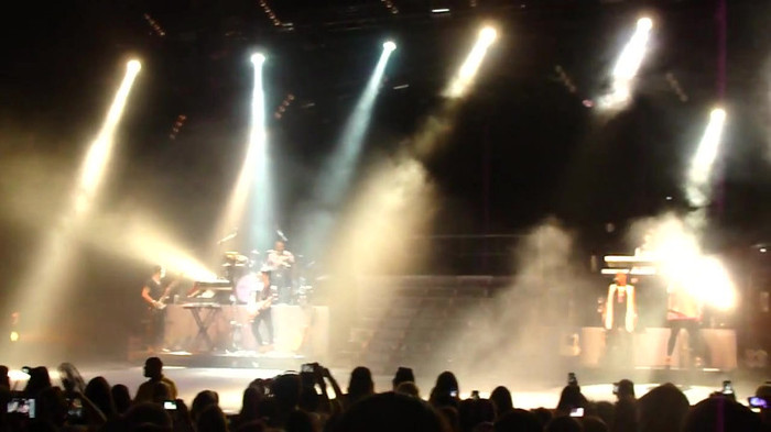 Entrance and All Night Long- Demi Lovato 03168