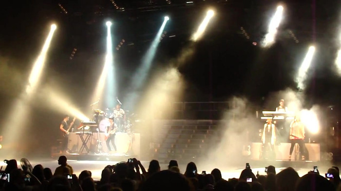 Entrance and All Night Long- Demi Lovato 03186