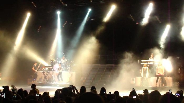 Entrance and All Night Long- Demi Lovato 03187