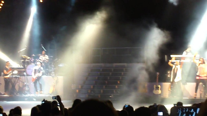 Entrance and All Night Long- Demi Lovato 03594