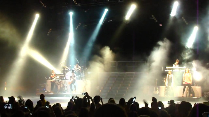 Entrance and All Night Long- Demi Lovato 03327