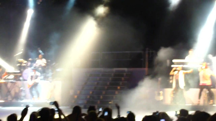 Entrance and All Night Long- Demi Lovato 03687