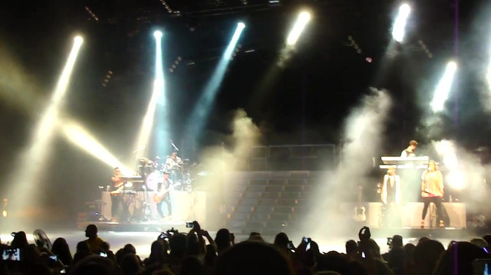 Entrance and All Night Long- Demi Lovato 03349