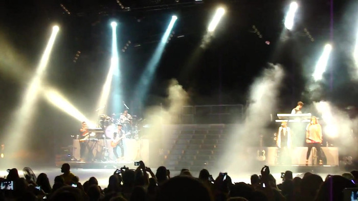 Entrance and All Night Long- Demi Lovato 03351