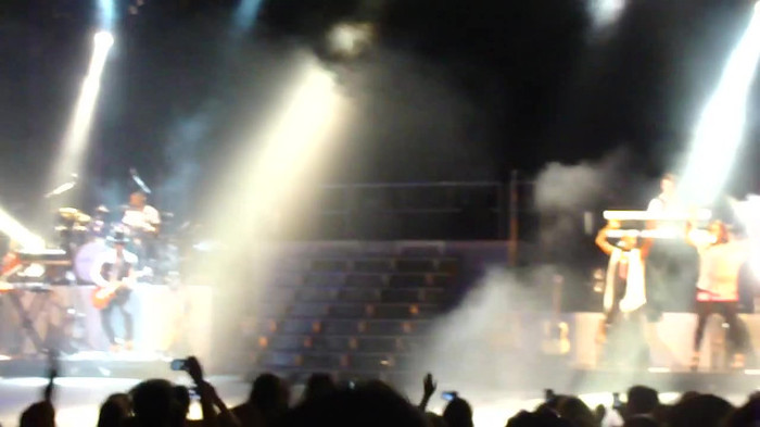 Entrance and All Night Long- Demi Lovato 03697