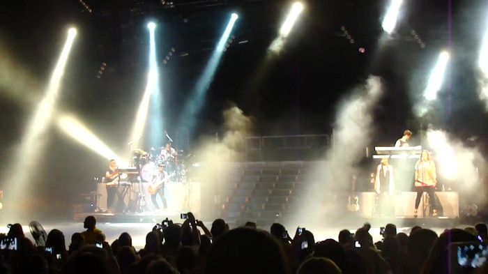 Entrance and All Night Long- Demi Lovato 03368