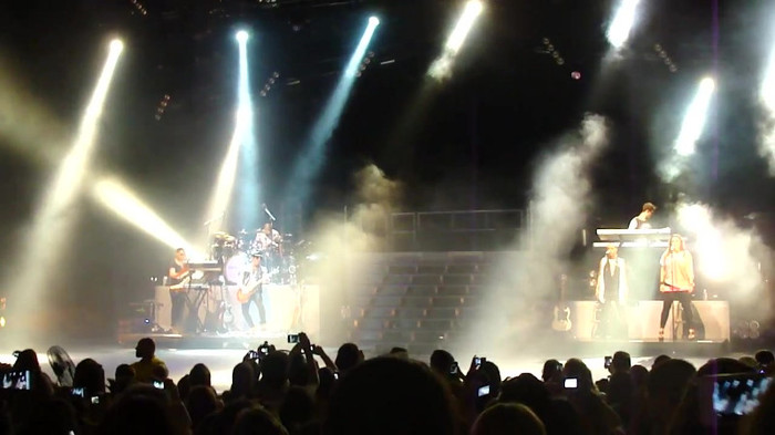 Entrance and All Night Long- Demi Lovato 03375