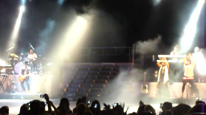 Entrance and All Night Long- Demi Lovato 03714 - Demilush - Entrance and All Night Long Demi Lovato Part oo8