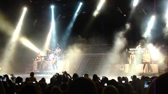 Entrance and All Night Long- Demi Lovato 03397