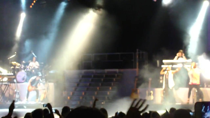 Entrance and All Night Long- Demi Lovato 03835 - Demilush - Entrance and All Night Long Demi Lovato Part oo8