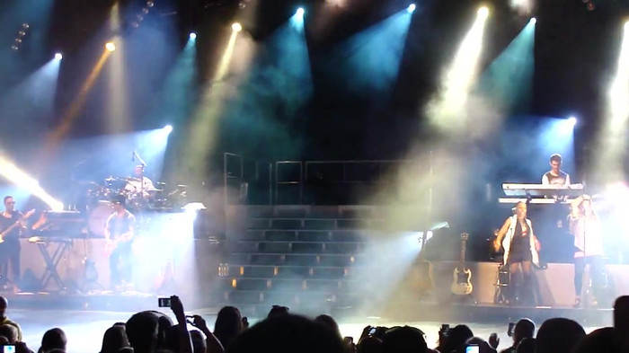 Entrance and All Night Long- Demi Lovato 04110