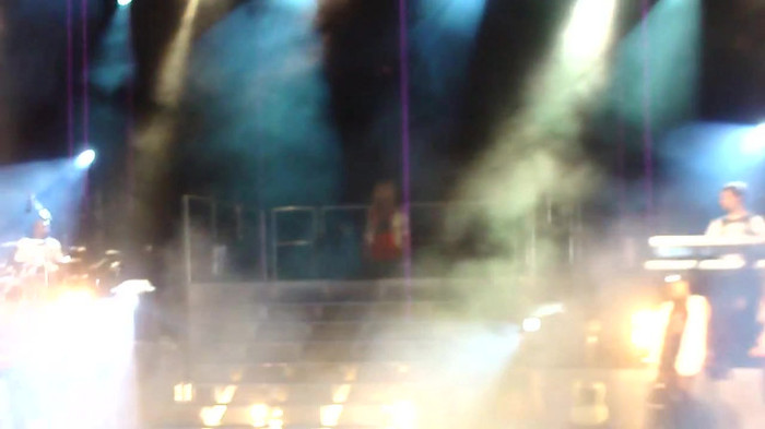Entrance and All Night Long- Demi Lovato 04597
