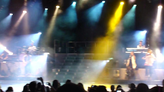 Entrance and All Night Long- Demi Lovato 04146