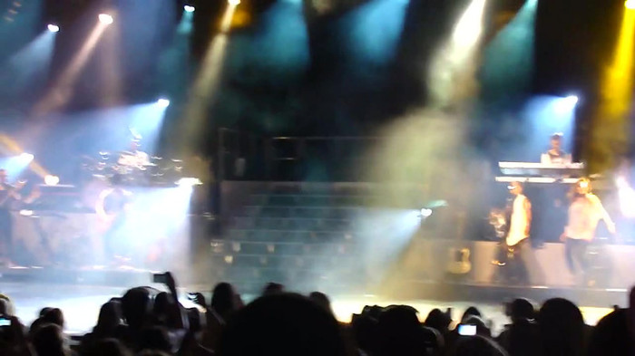 Entrance and All Night Long- Demi Lovato 04166