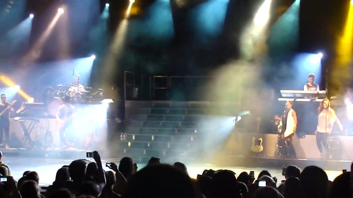 Entrance and All Night Long- Demi Lovato 04167