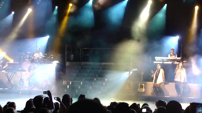Entrance and All Night Long- Demi Lovato 04177