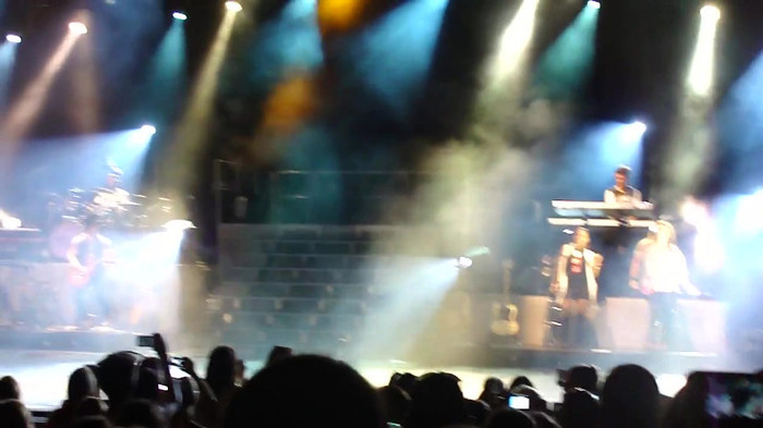 Entrance and All Night Long- Demi Lovato 04230 - Demilush - Entrance and All Night Long Demi Lovato Part oo9