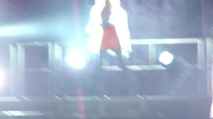 Entrance and All Night Long- Demi Lovato 04834