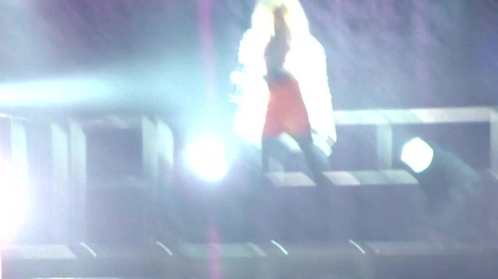 Entrance and All Night Long- Demi Lovato 04836