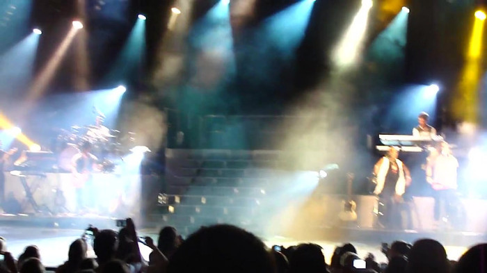 Entrance and All Night Long- Demi Lovato 04306