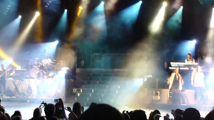 Entrance and All Night Long- Demi Lovato 04311