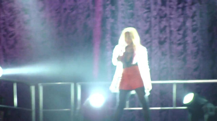 Entrance and All Night Long- Demi Lovato 04847